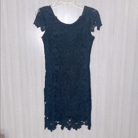 ❤️ DOUBLE ZERO Black Floral Lace Mini Dress Size S - Picture 2 of 5